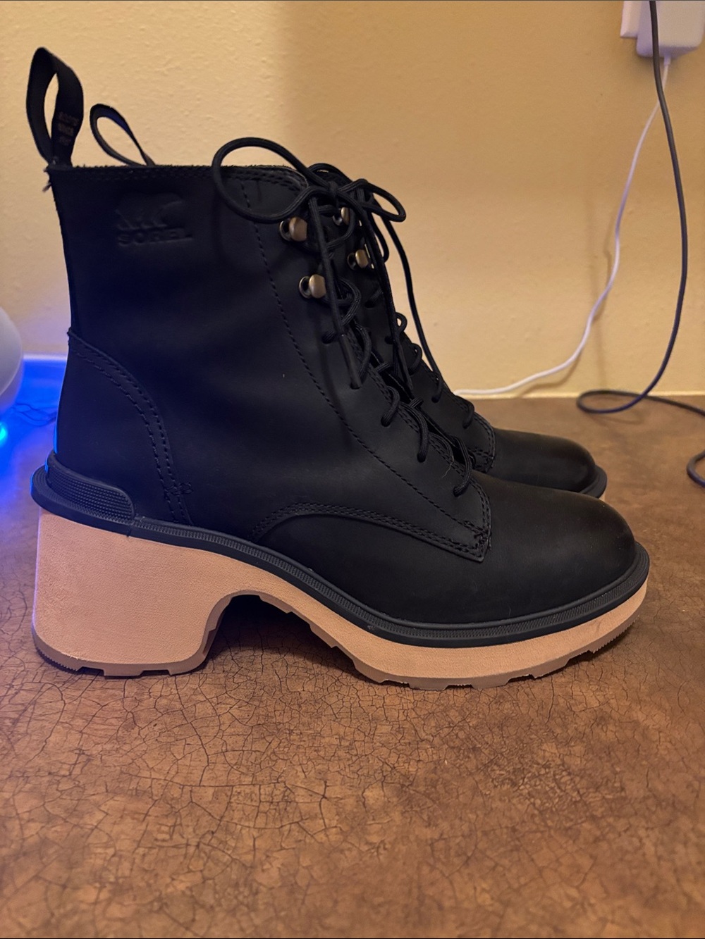 Sorel Hi-Line Heel Lace - Black Tan